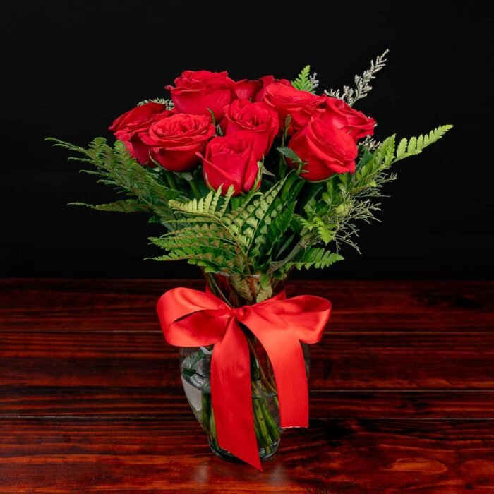 12-Rosas-Rojas-en-Jarrón 12 Rosas rojas en jarrón - Imagen 1