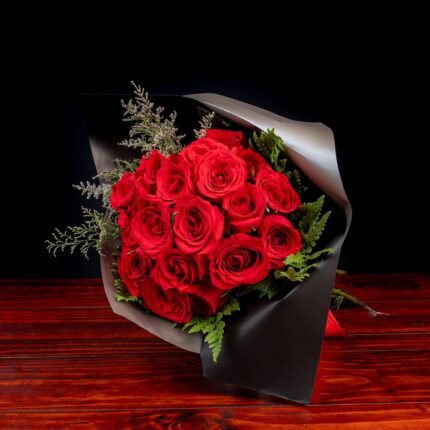 24 Rosas Rojas en Ramo