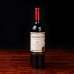 Botella de Vino Tinto